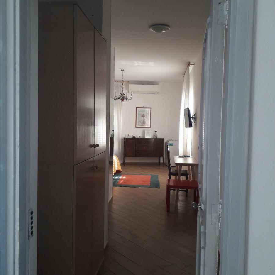 B&B Villa Ocsia San Giorgio a Cremano Bagian luar foto