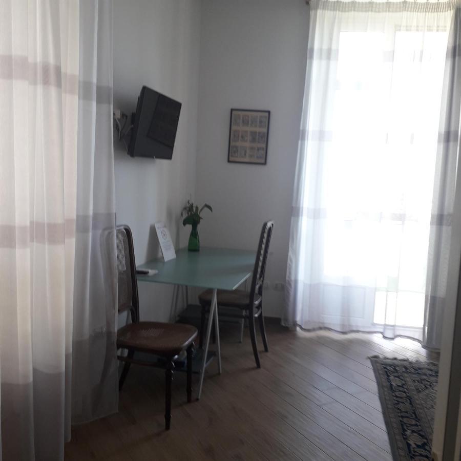 B&B Villa Ocsia San Giorgio a Cremano Bagian luar foto