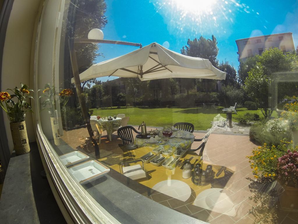 B&B Villa Ocsia San Giorgio a Cremano Bagian luar foto