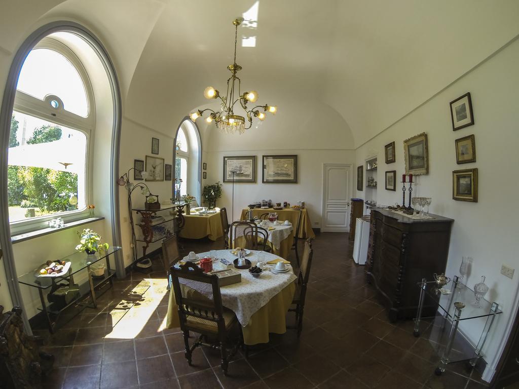B&B Villa Ocsia San Giorgio a Cremano Bagian luar foto
