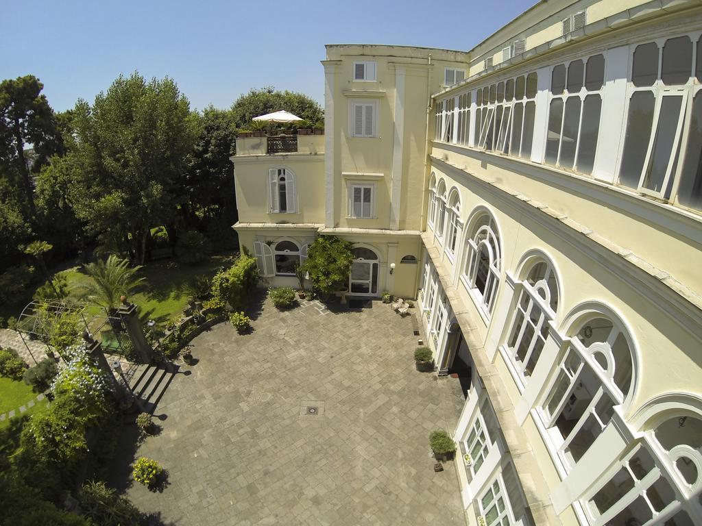 B&B Villa Ocsia San Giorgio a Cremano Bagian luar foto